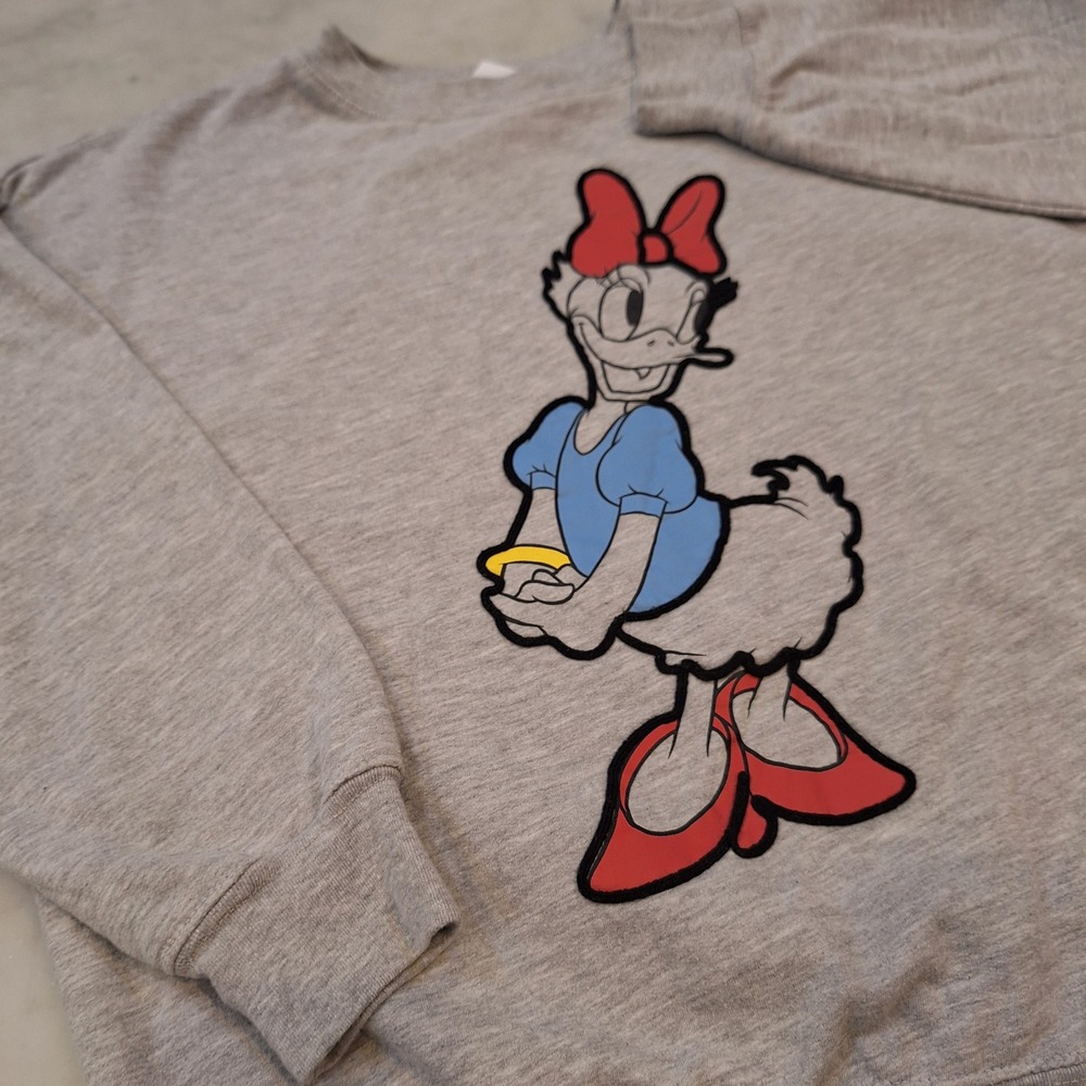 Disney Sweatshirt Sz Sm Gray Daisy Duck Graphic Pullover Fleece RN 71868 Cartoon